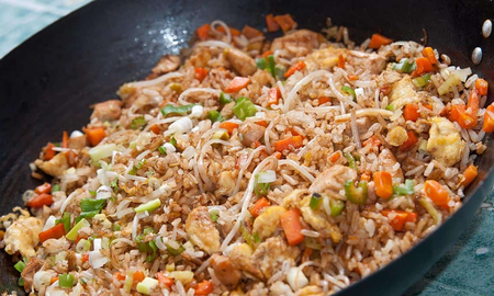 Aire de Santa Fe | Sencillo e innovador: la receta fácil y rápida para hacer arroz chino venezolano