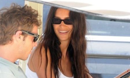 Zaira Nara y Robert Strom confirmaron su romance durante un paseo por Punta del Este. Zaira Nara y Robert Strom confirmaron su romance durante un paseo por Punta del Este.