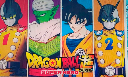 La imagen muestra a Goku, Piccolo y los dos personajes nuevos que estarán presentes y de los que casi no se sabe nada aún. La imagen muestra a Goku, Piccolo y los dos personajes nuevos que estarán presentes y de los que casi no se sabe nada aún.