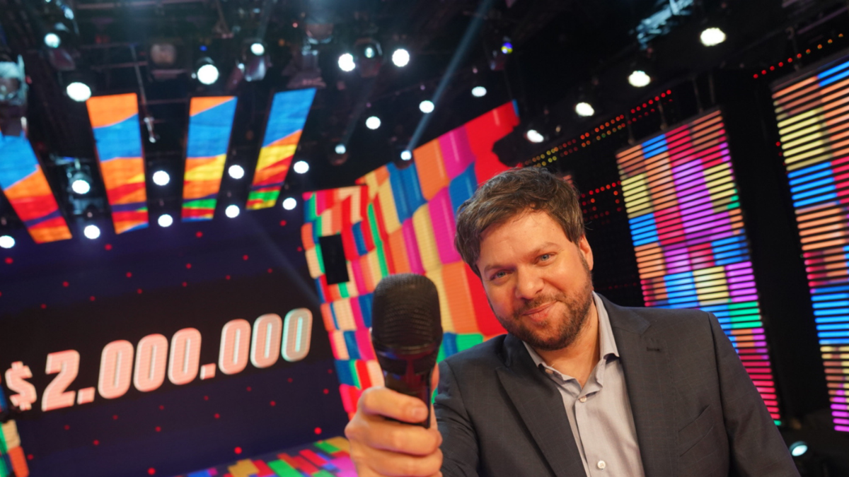 Guido Kaczka está al frente de "Los 8 Escalones", programa emitido por la pantalla de El Trece. Guido Kaczka está al frente de "Los 8 Escalones", programa emitido por la pantalla de El Trece.