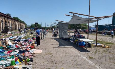 El intendente de Santa Fe, Emilio Jatón anunció este miércoles que el próximo sábado se autorizará la apertura de la feria ubicada en la Estación Mitre, en el sur de la ciudad. Allí, se realizarán testeos. El intendente de Santa Fe, Emilio Jatón anunció este miércoles que el próximo sábado se autorizará la apertura de la feria ubicada en la Estación Mitre, en el sur de la ciudad. Allí, se realizarán testeos.