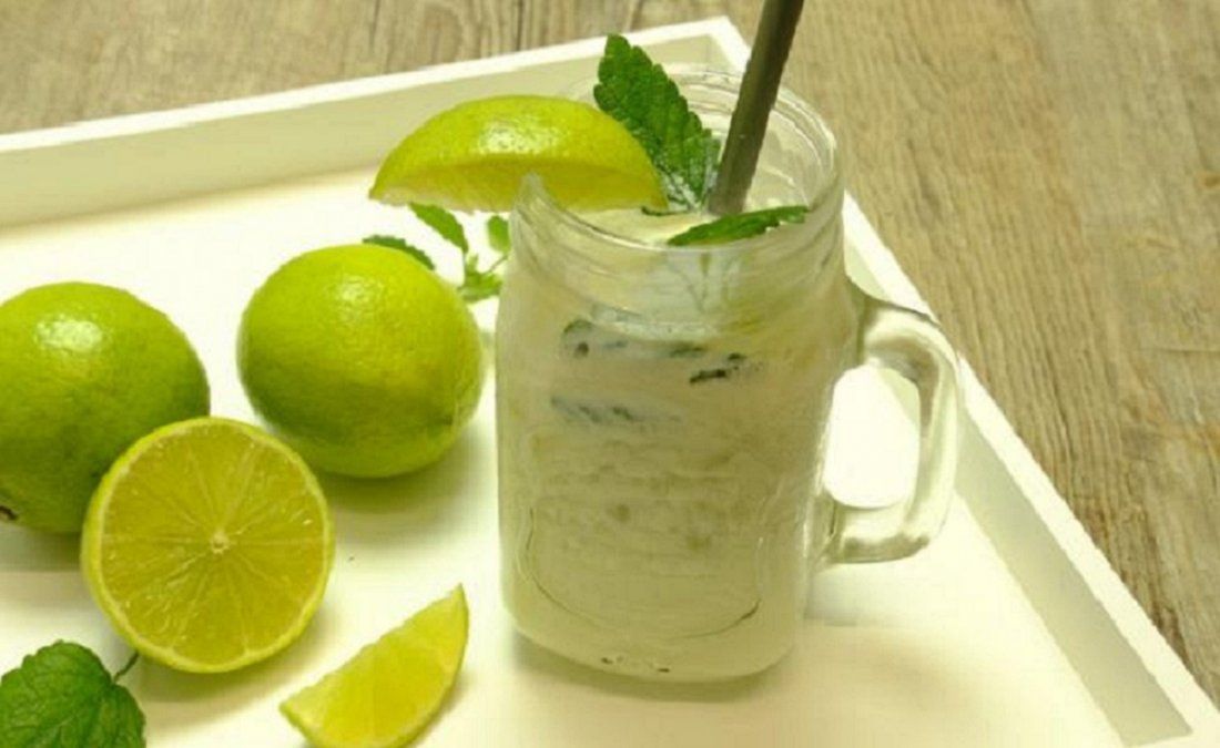 ¿Es real que tomar jugo de limón o detox diariamente te ayuda a bajar de peso?