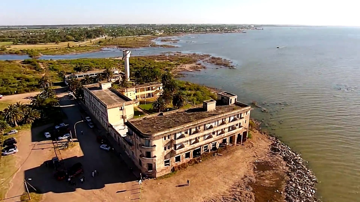 Miramar alberga un tesoro histórico, el icónico Hotel Viena, una construcción del siglo pasado. Miramar alberga un tesoro histórico, el icónico Hotel Viena, una construcción del siglo pasado.
