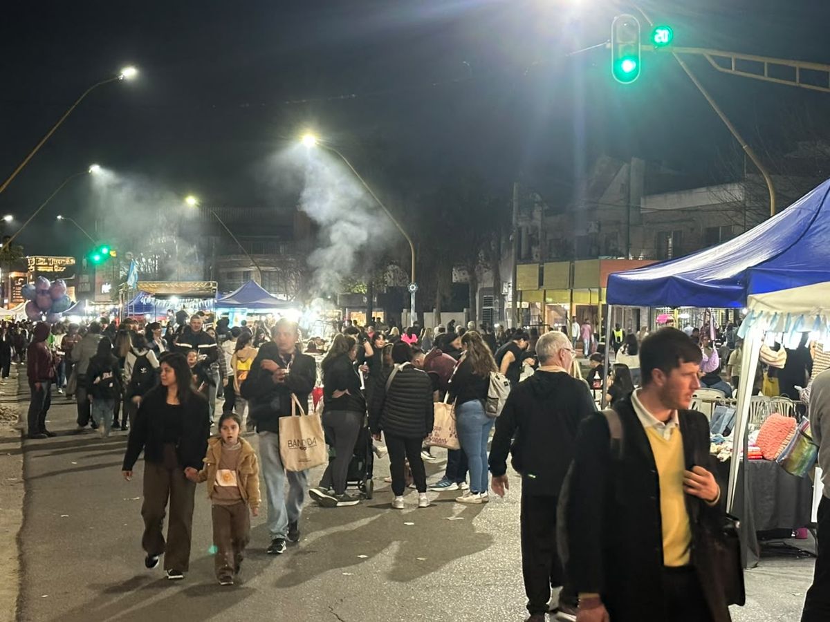 El balance del 9 de Julio en Aristóbulo del Valle fue altamente positivo para los comerciantes de la tradicional avenida de la ciudad de Santa Fe.