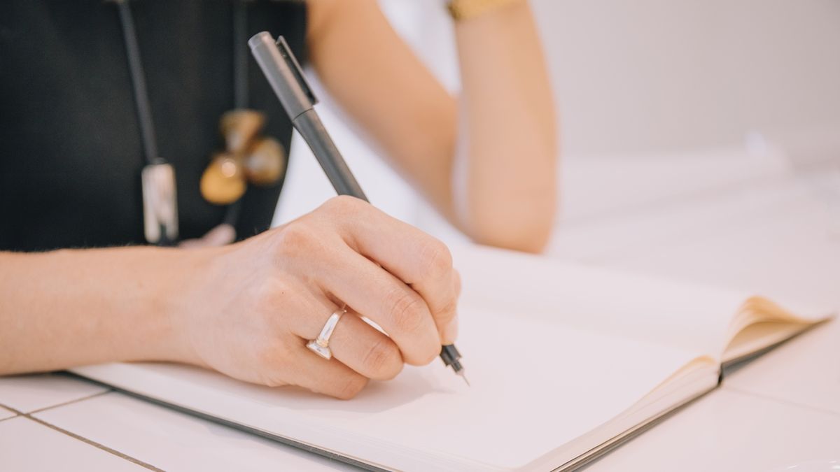 10 rituales de Año Nuevo: escribir tus mayores deseos