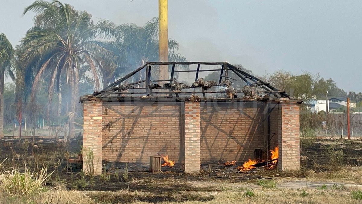 Un quincho que estaba en el campo privado