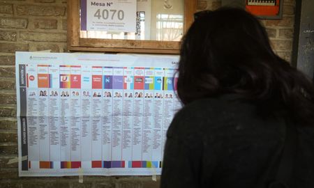 La propuesta que se analiza en la Legislatura busca concentrar en una sola normativa distintos aspectos del sistema electoral. La propuesta que se analiza en la Legislatura busca concentrar en una sola normativa distintos aspectos del sistema electoral.