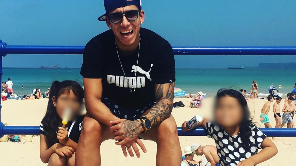 La abogada de la madre de las hijas de Brian Sarmiento desmintió que exista un acuerdo por la cuota alimentaria y aseguró que el exfutbolista no realiza pagos desde hace nueve años. La abogada de la madre de las hijas de Brian Sarmiento desmintió que exista un acuerdo por la cuota alimentaria y aseguró que el exfutbolista no realiza pagos desde hace nueve años.