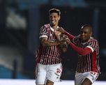 San Pablo derrotó 3-1 a Racing en Avellaneda y lo eliminó de la Copa Libertadores. Emiliano Rigoni, exjugador de Independiente, anotó un doblete para los brasileños. San Pablo derrotó 3-1 a Racing en Avellaneda y lo eliminó de la Copa Libertadores. Emiliano Rigoni, exjugador de Independiente, anotó un doblete para los brasileños.