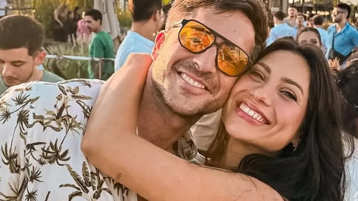 Silvana lo dejó a Devi de Gran Hermano. Silvana lo dejó a Devi de Gran Hermano.
