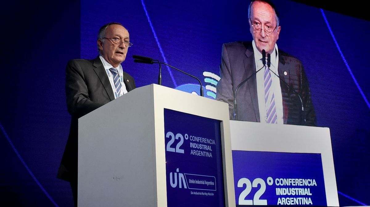 UIA Acevedo.jpg