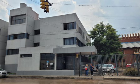 Debido a una falla eléctrica externa, el Colegio Don Bosco realizará clases virtuales por 48 horas. Debido a una falla eléctrica externa, el Colegio Don Bosco realizará clases virtuales por 48 horas.