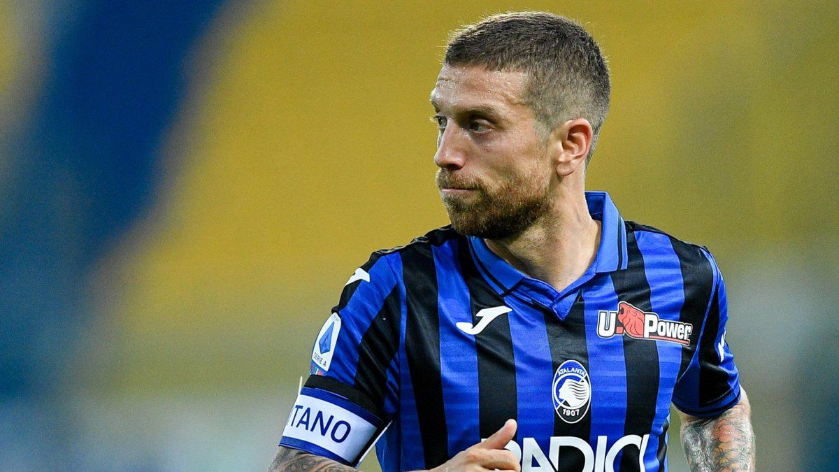 Papu Gómez no jugará con el Atalanta ante el Bologna y su salida está cada vez más cerca.