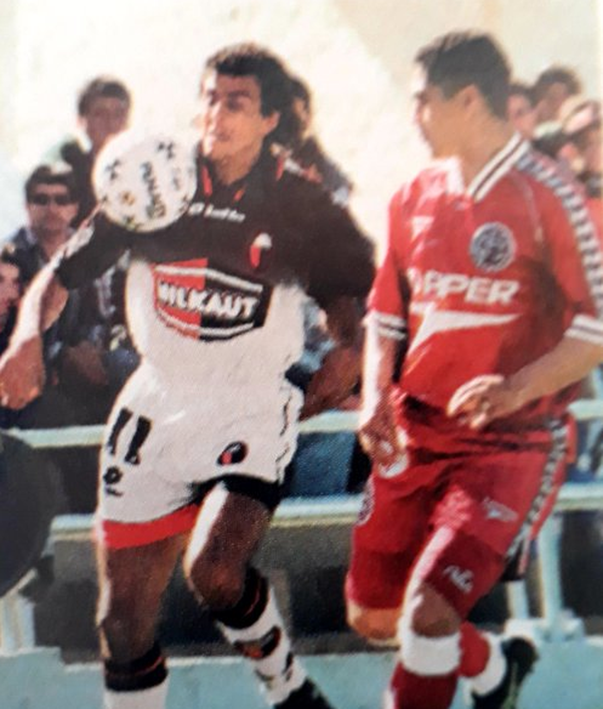 El Diablo Monserrat y Huguito Morales. Col&oacute;n - Lan&uacute;s, a&ntilde;o 1998.