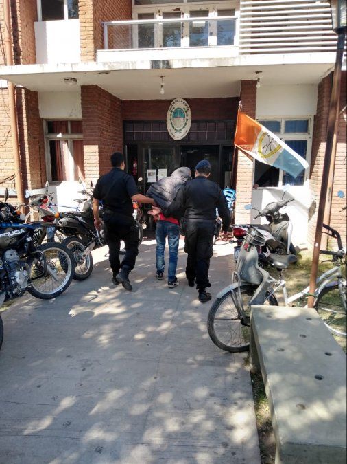 Así atraparon a un ladrón cerca de las cinco esquinas de Santo Tomé