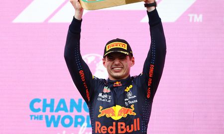 Max Verstappen ganó el GP de Estiria y se despega como líder del campeonato de la Fórmula 1. Max Verstappen ganó el GP de Estiria y se despega como líder del campeonato de la Fórmula 1.