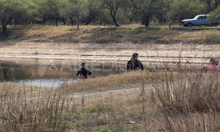 La Ollita perdió la intimidad de tiempos anteriores y actualmente se convirtió en uno de los lugares elegidos por muchos jóvenes santafesinos que asisten los fines de semana. La Ollita perdió la intimidad de tiempos anteriores y actualmente se convirtió en uno de los lugares elegidos por muchos jóvenes santafesinos que asisten los fines de semana.