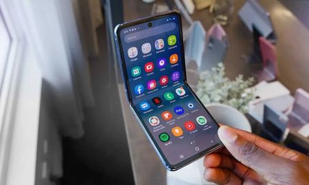 La tendencia en los smartphones apunta a móviles con pantallas plegables en los próximos años. La tendencia en los smartphones apunta a móviles con pantallas plegables en los próximos años.