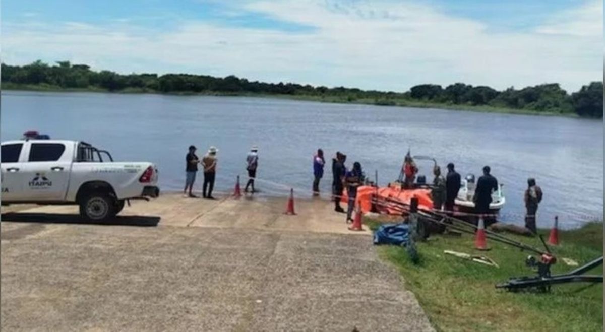 Tragedia por un naufragio en Paraguay. Tres argentinas murieron y un hombre está desaparecido.