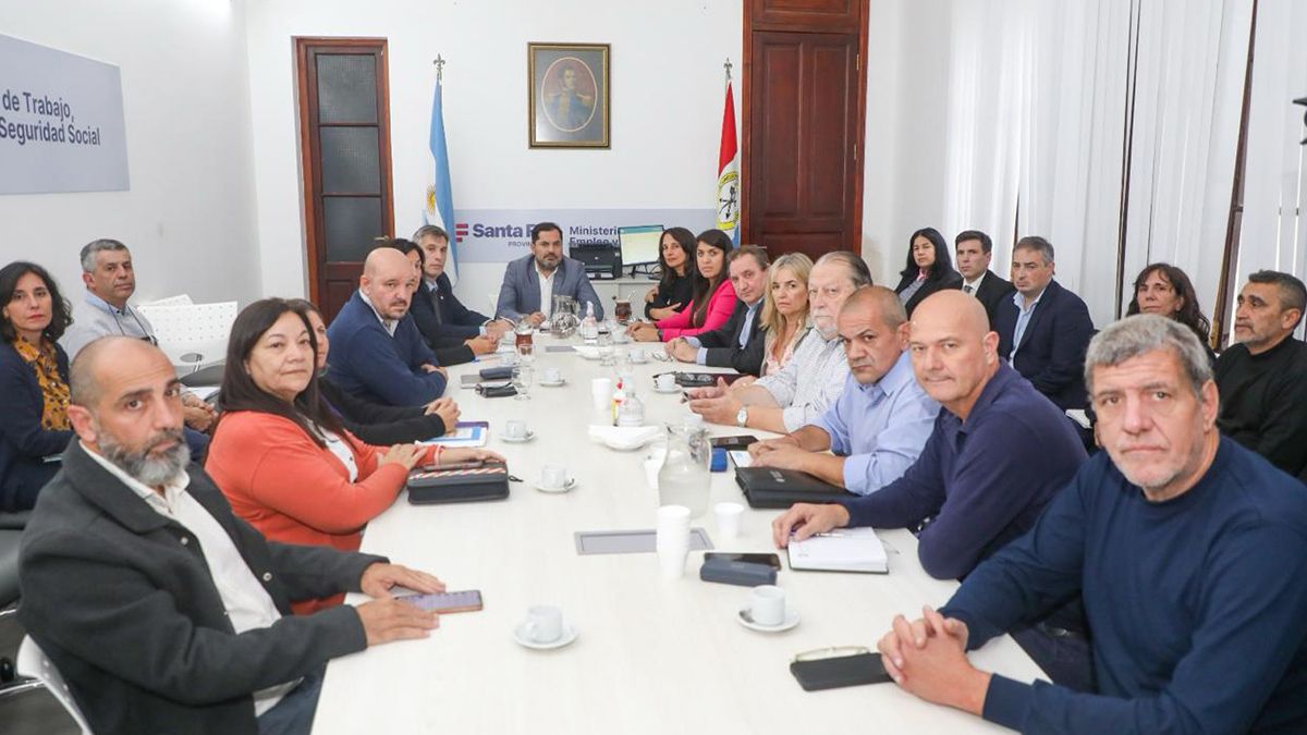 La eliminación del Fonid representó un problema extra para las conflictivas paritarias entre el Gobierno y los docentes de Santa Fe.