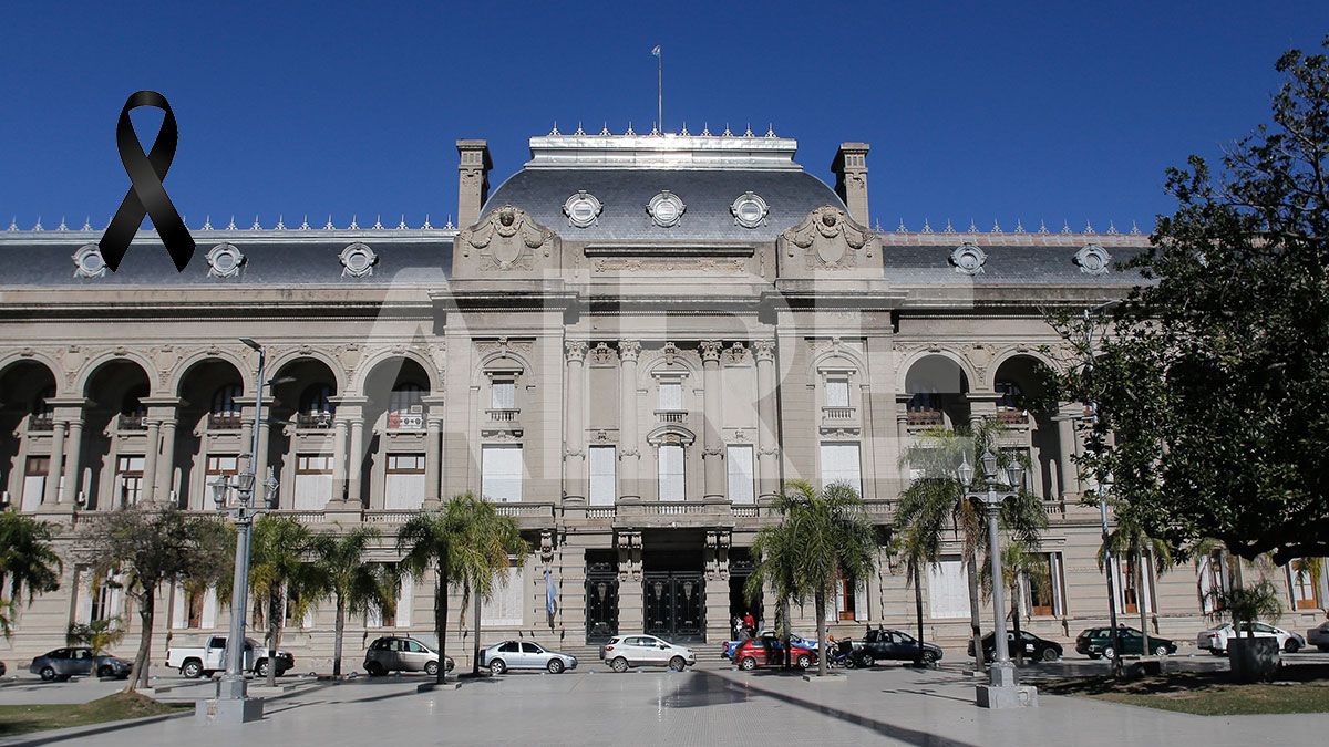 El Gobierno de Santa Fe decretó dos días de duelo por la muerte de Miguel Lifschitz.&nbsp;