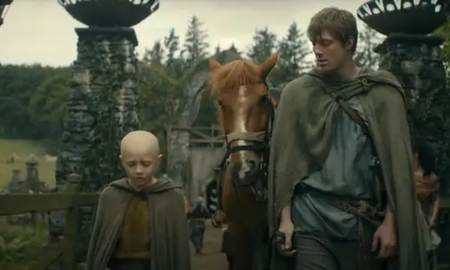 Peter Claffey y Dexter Sol Ansell dan vida a Dunk y Egg, la dupla que protagoniza el nuevo spin-off de Game of Thrones. Peter Claffey y Dexter Sol Ansell dan vida a Dunk y Egg, la dupla que protagoniza el nuevo spin-off de Game of Thrones.