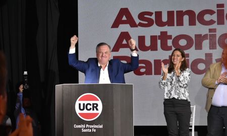 “Lo importante es que trabajemos en conjunto por la unidad”, les pidió Felipe Michlig a sus correligionarios. “Lo importante es que trabajemos en conjunto por la unidad”, les pidió Felipe Michlig a sus correligionarios.