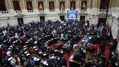 En la antesala de la elección de autoridades en la Cámara de Diputados de la Nación, la decisión de un gobernador puede definir la primera minoría