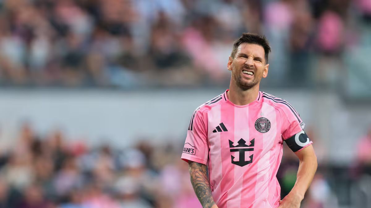 Lionel Messi, capitán de la Selección Argentina, se fue con una molestia en su último partido antes del Mundial.