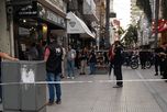 Al arbolito lo daban por perdido y lo encontraron en un local de ropa de la peatonal de Santa Fe. Al arbolito lo daban por perdido y lo encontraron en un local de ropa de la peatonal de Santa Fe.