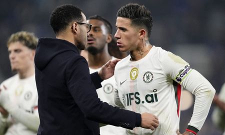 Chelsea: revelan por qué echaron a Rosenior y el conflicto con Enzo Fernández Chelsea: revelan por qué echaron a Rosenior y el conflicto con Enzo Fernández