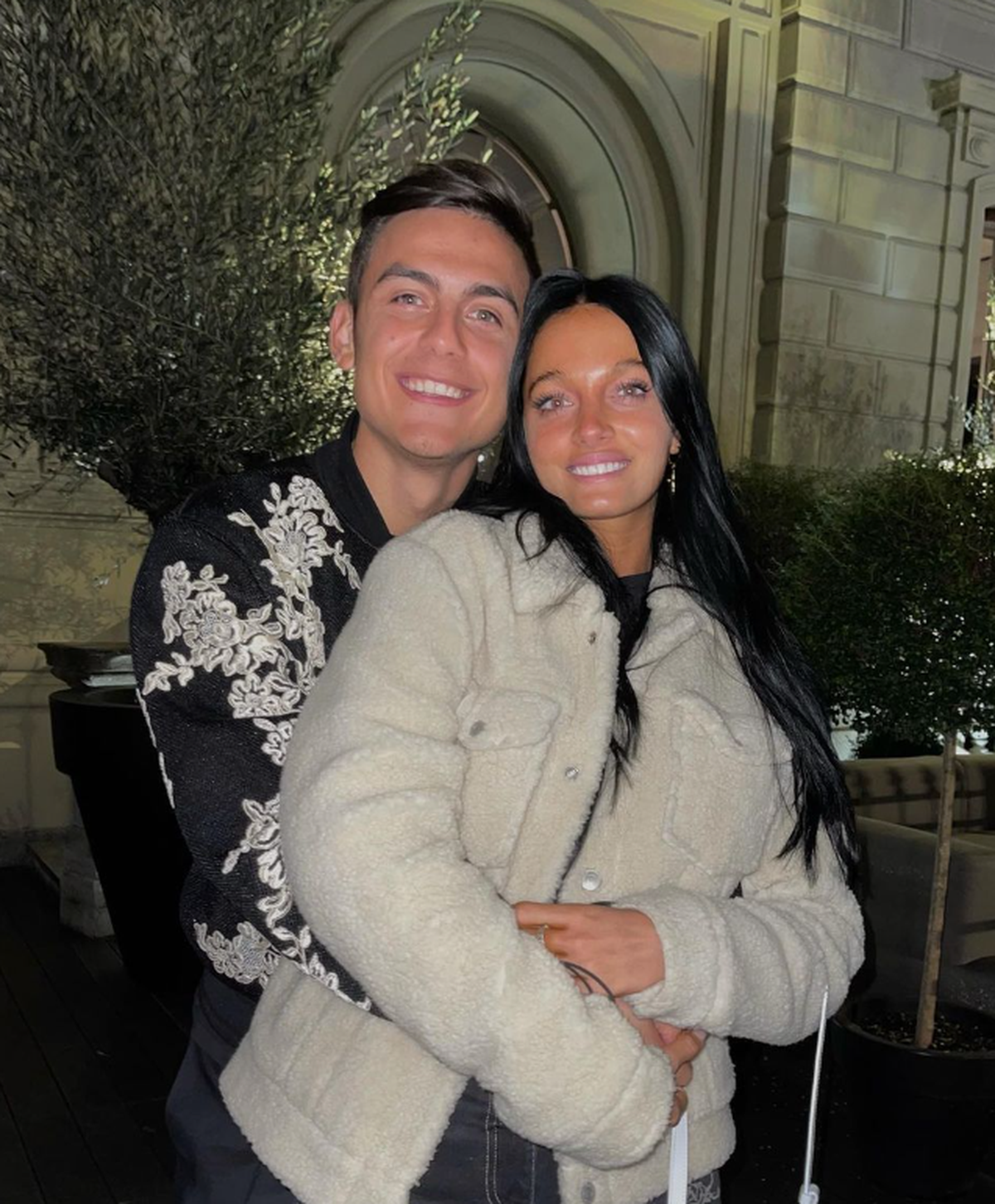 Oriana Sabatini y Paulo Dybala. Oriana Sabatini y Paulo Dybala.
