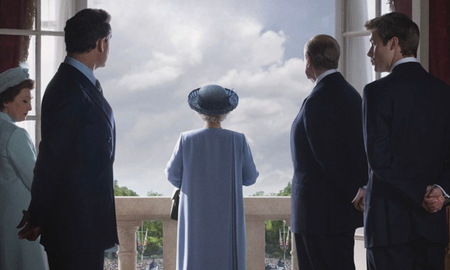 Con la dirección de cineastas como Stephen Daldry y Benjamin Caron, y el respaldo actoral de figuras como Helena Bonham Carter, Tobias Menzies, Josh O’Connor y Emma Corrin, el nivel de producción de la serie ha sido elogiadísimo por críticos y una legión de fanáticos en el mundo. Con la dirección de cineastas como Stephen Daldry y Benjamin Caron, y el respaldo actoral de figuras como Helena Bonham Carter, Tobias Menzies, Josh O’Connor y Emma Corrin, el nivel de producción de la serie ha sido elogiadísimo por críticos y una legión de fanáticos en el mundo.