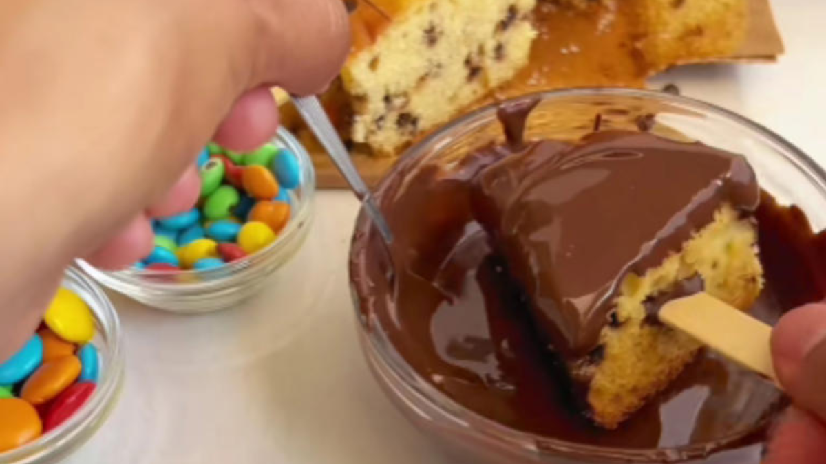 Cómo hacer arbolitos navideños con un solo budín: la receta para incluir en la mesa dulce de estas fiestas Cómo hacer arbolitos navideños con un solo budín: la receta para incluir en la mesa dulce de estas fiestas