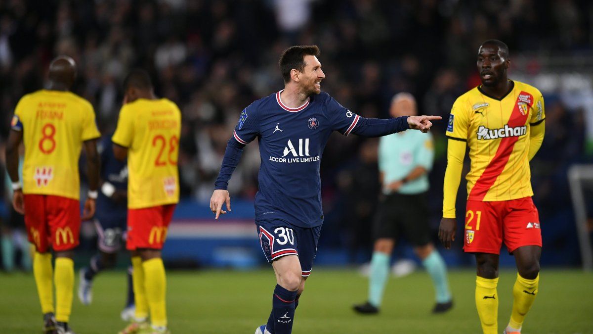 Lionel Messi anotó un gol para Paris SaintGermain que empató con Lens