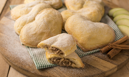 Cómo hacer empanadas de manzana y canela al horno: un postre fácil, económico y delicioso Cómo hacer empanadas de manzana y canela al horno: un postre fácil, económico y delicioso