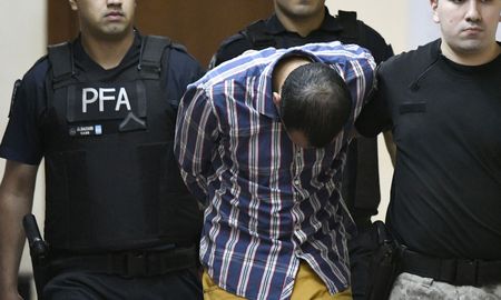 Enrique Cable Solís supo ser uno de los sicarios más buscados de Rosario. Está condenado desde 2021. Enrique Cable Solís supo ser uno de los sicarios más buscados de Rosario. Está condenado desde 2021.