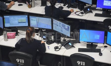 En enero se duplicaron las llamadas al 911 en la ciudad de Santa Fe por delitos predatorios. En enero se duplicaron las llamadas al 911 en la ciudad de Santa Fe por delitos predatorios.