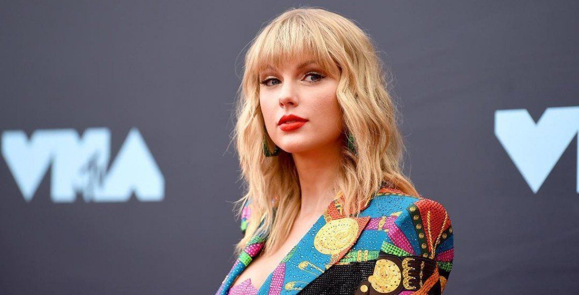 Taylor Swift relanzará su disco "Red" el 19 de noviembre.
