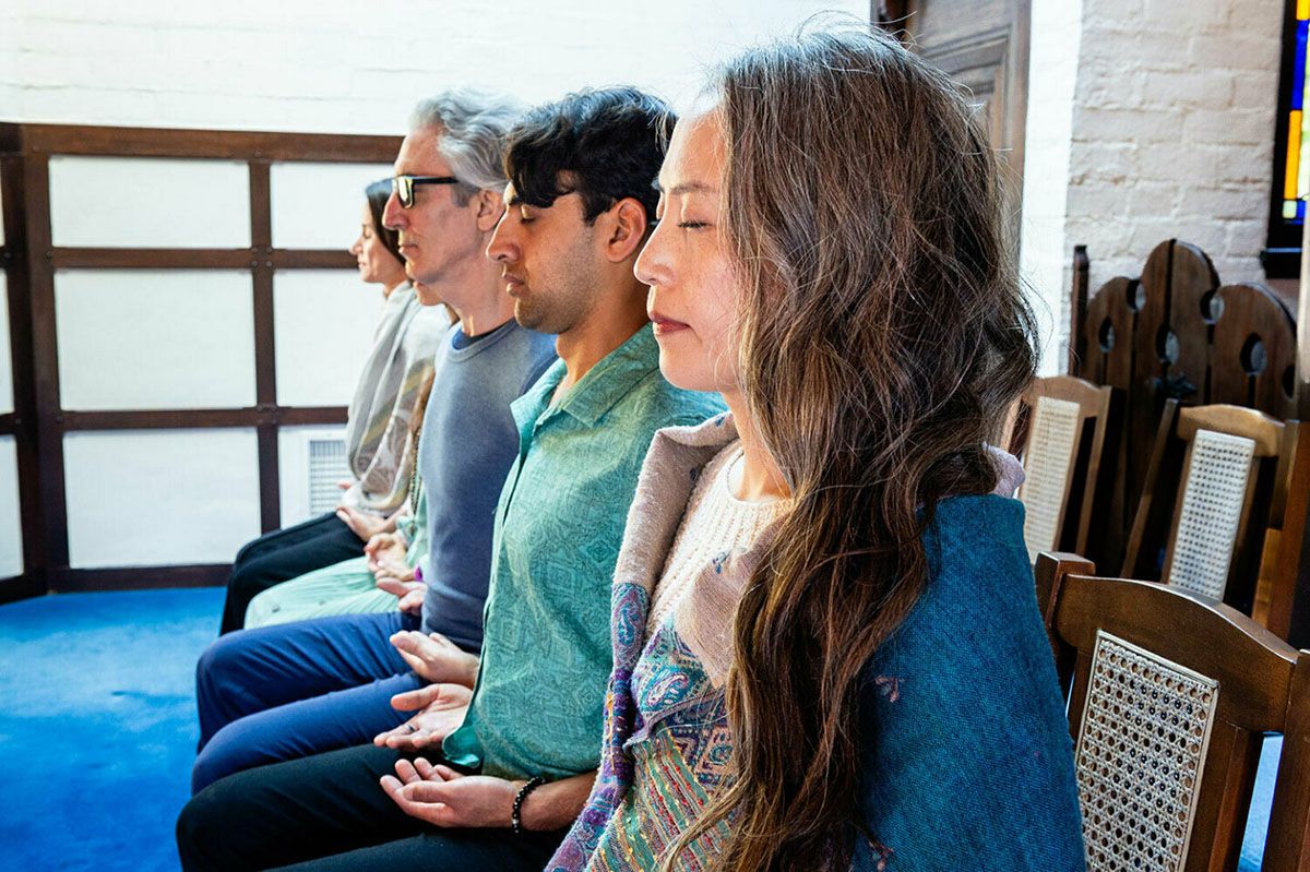 La práctica meditativa atrae cada vez a más personas en occidente desde hace décadas. La práctica meditativa atrae cada vez a más personas en occidente desde hace décadas.