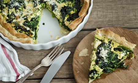 Tarta de acelga, ricota y queso: la receta sencilla y deliciosa para preparar en casa Tarta de acelga, ricota y queso: la receta sencilla y deliciosa para preparar en casa