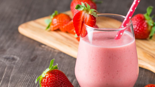 Cómo hacer yogur de frutilla, una receta fácil y para hacer en casa.