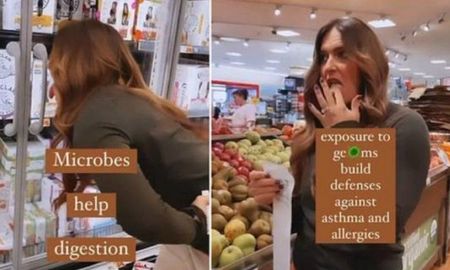 Video viral: mujer antivacuna se puso a lamer objetos en un supermercado. Video viral: mujer antivacuna se puso a lamer objetos en un supermercado.