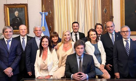 Aire de Santa Fe | gabinete de javier milei.jpg