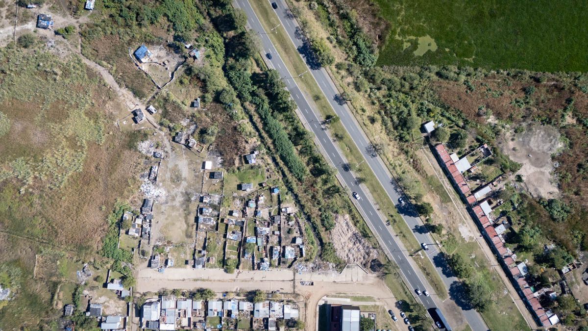 Así se observa desde el aire el avance de construcciones en parte de los reservorios del barrio Barranquitas. Así se observa desde el aire el avance de construcciones en parte de los reservorios del barrio Barranquitas.