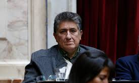 el diputado nacional manuel aguirre aseguro que, si sacan el tema de la trata dela ley bases, va a votar en contra el diputado nacional manuel aguirre aseguro que, si sacan el tema de la trata dela ley bases, va a votar en contra
