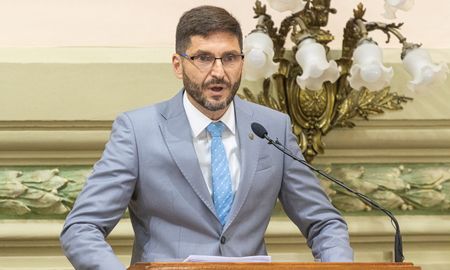 Maximiliano Pullaro encabeza la apertura de sesiones ordinarias en la Legislatura de la provincia de Santa Fe. Maximiliano Pullaro encabeza la apertura de sesiones ordinarias en la Legislatura de la provincia de Santa Fe.