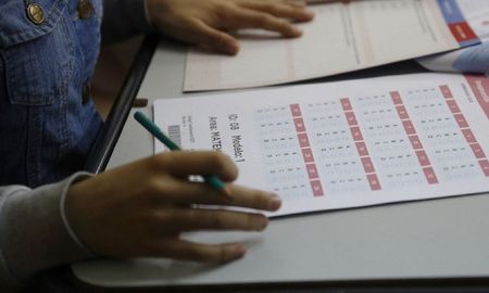 El Ministerio de Capital Humano adjudicó el nuevo operativo de evaluación educativa. Se implementará un nuevo test internacional junto a las Pruebas Aprender. El Ministerio de Capital Humano adjudicó el nuevo operativo de evaluación educativa. Se implementará un nuevo test internacional junto a las Pruebas Aprender.