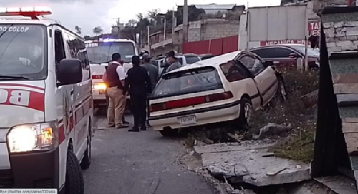 El hecho sucedi&oacute; en Guatemala, donde 3 chicos viajaban muy r&aacute;pido en la autopista y de repente sufrieron un incidente.