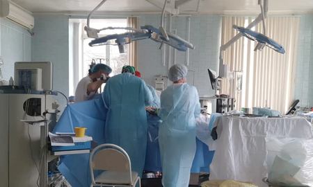 Condenaron a una cirujana tras amputarle a un paciente la pierna equivocada Condenaron a una cirujana tras amputarle a un paciente la pierna equivocada